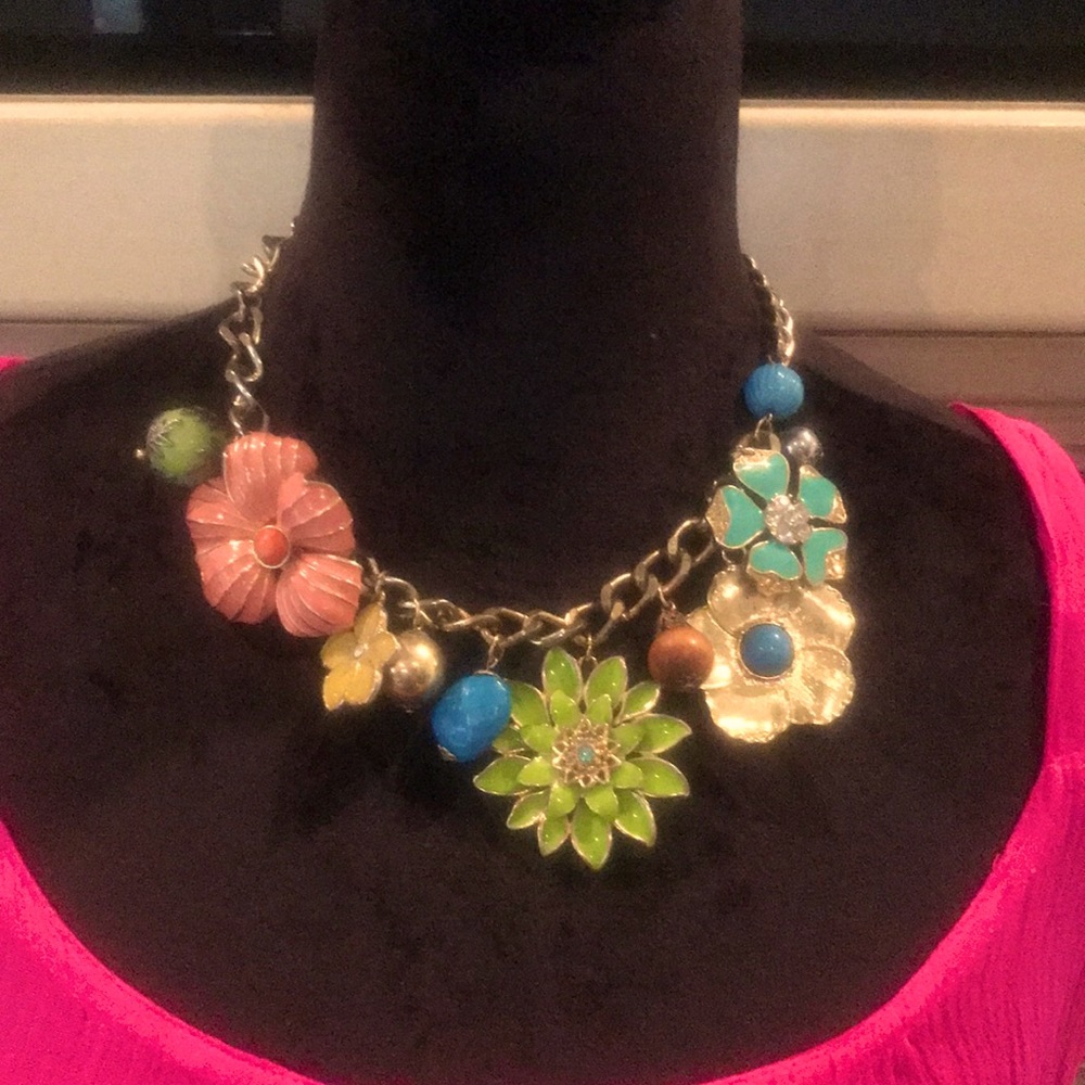 Cache Necklace
